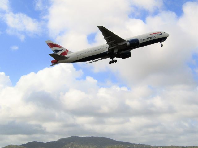 Boeing 777-200 (G-VIIW)