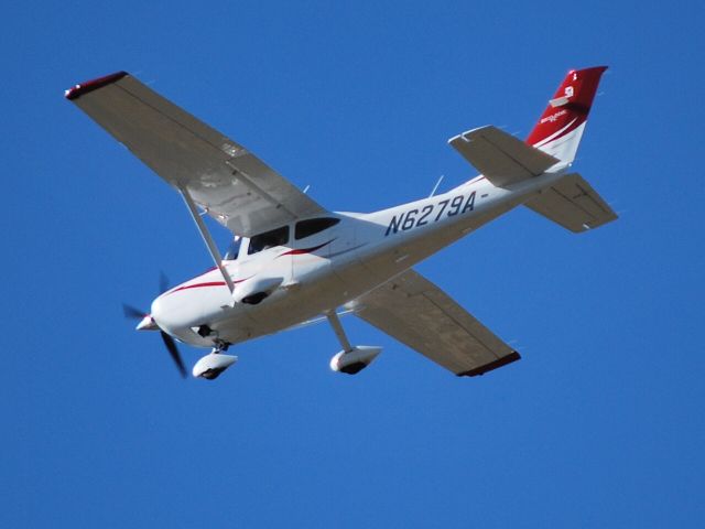 Cessna Skylane (N6279A) - VPC AVIATION LLC - 10/19/12