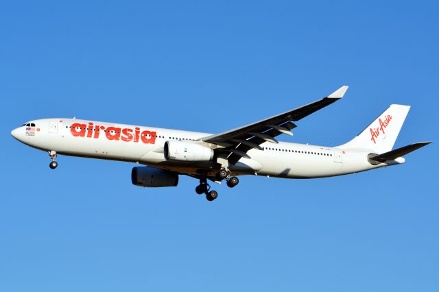 Airbus A330-300 (9M-XBG)