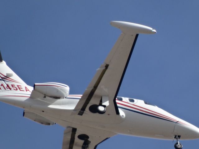 Eclipse 500 (N145EA)