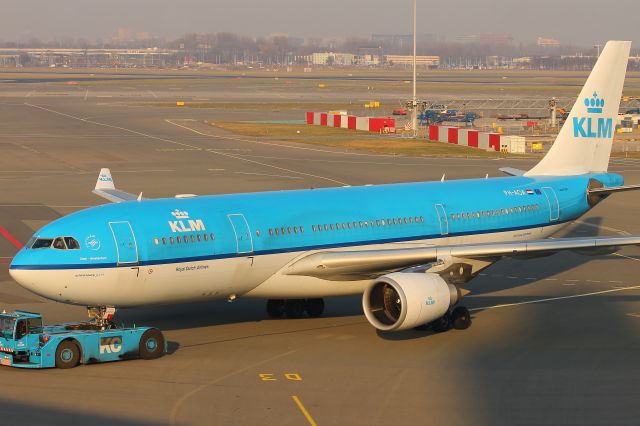 Airbus A330-200 (PH-AOA) - PH-AOA KLM Airbus A330-200 being towed to its gate at Amsterdam Schiphol at 16:22 on Sunday 18/02/18 ahead of doing flight KL575 to Luanda, Angola at 23:00 hours