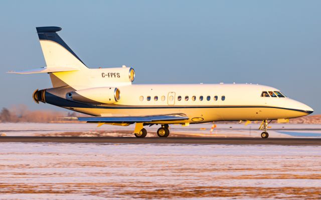 Dassault Falcon 900 (C-FPFS)