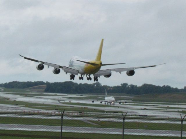 BOEING 747-8 (N853GT) - Another shot from that rainy day at CVGbr /br /The Landing plane is a Polar Air Boeing 747-8 (N853GT)br /The Taxing plane is a Southern Air Cargo 747-400 (N400SA)