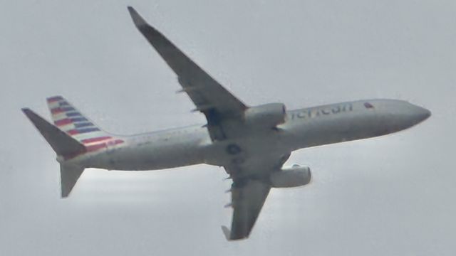 Boeing 737-800 (N913NN) - Taken on December 30, 2023br /br /AA2509 to MCO