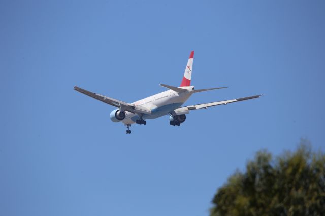 Boeing 777-200 (OE-LPB)