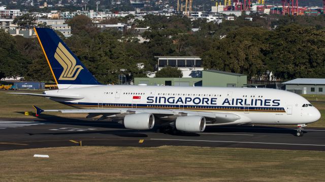 Airbus A380-800 (9V-SKW)