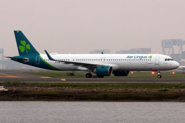 Airbus A321neo (EI-LRB) - IAD weather diversion to BOS.