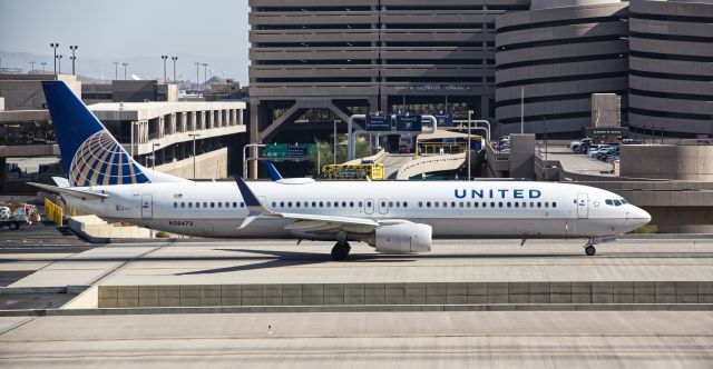 Boeing 737-900 (N38473)