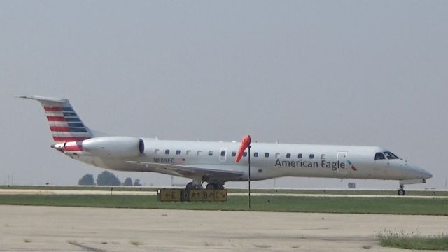 Embraer ERJ-145 (N689EC) - Taxiing out for departure to Chicago!