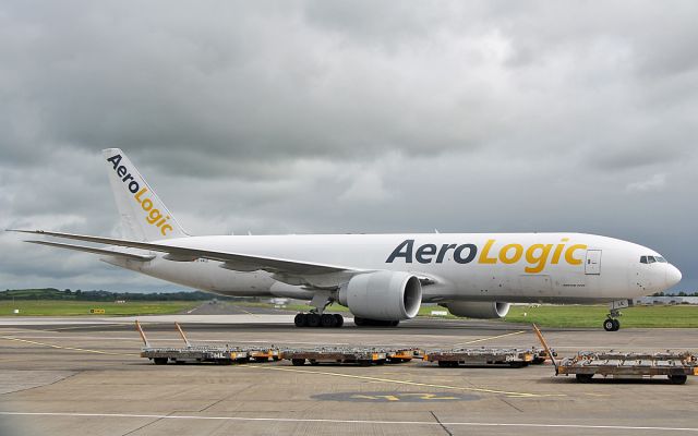 Boeing 777-200 (D-AALE) - aerologic b777-fzn d-aale arriving in shannon from chicago with horses 13/8/18.