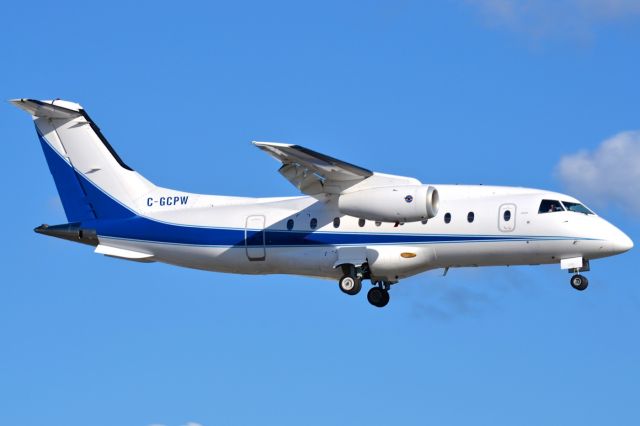 Fairchild Dornier 328JET (C-GCPW)