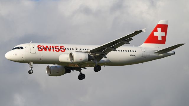 Airbus A320 (HB-IJQ)