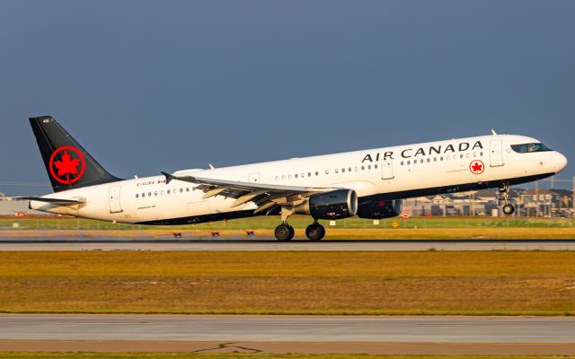 Airbus A321 (C-GJVX)