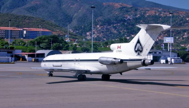 Boeing 727-100 (C-FACN)