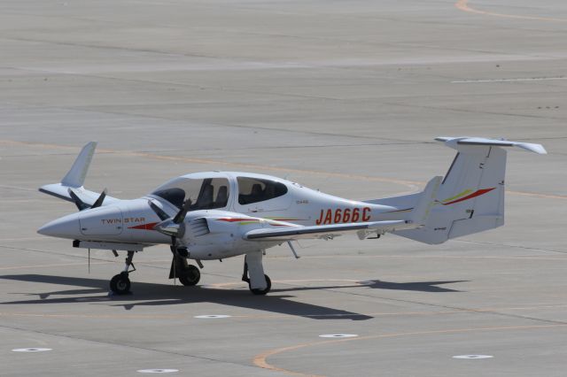 Diamond Twin Star (JA666C) - 14 May 2016:Diamond DA42 TwinStar