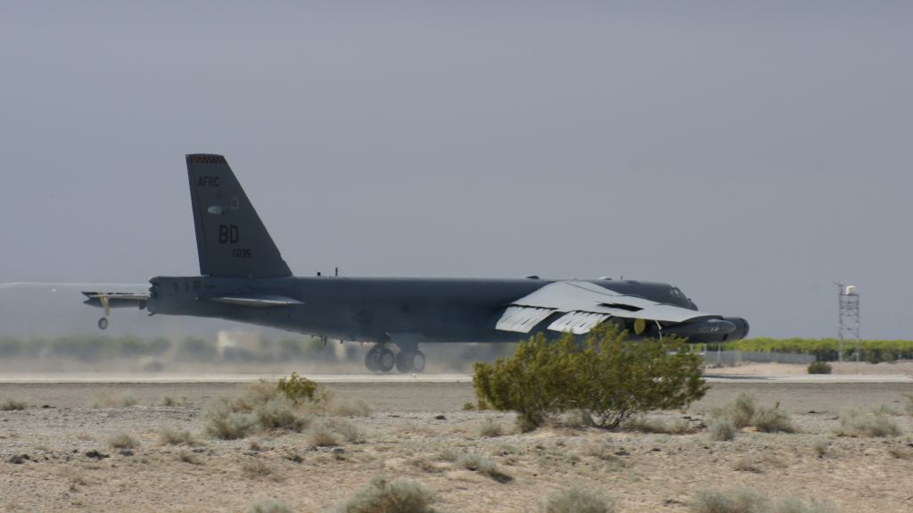 Boeing B-52 Stratofortress —