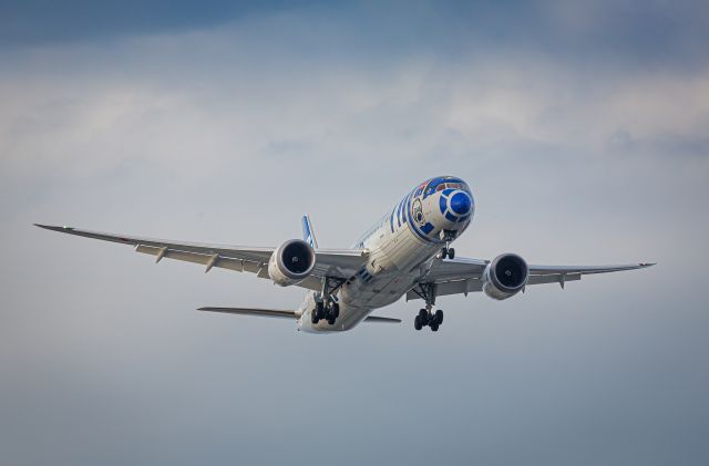 Boeing 787-9 Dreamliner (JA873A)