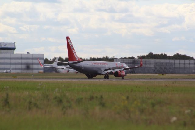 Boeing 737-800 (G-JZHO) - Airline: Jet2br /Plane: B737-800br /Location: STN (London Stansted Airport)br /Date: 18.09.22 (dd/mm/yy)