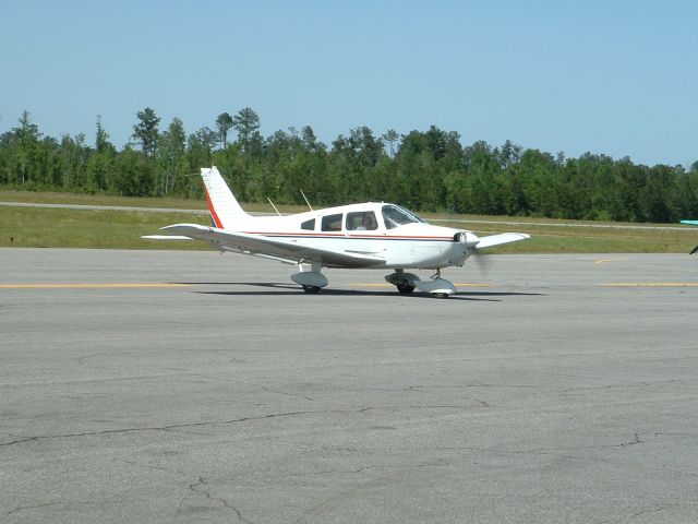 Piper Cherokee (N41547)