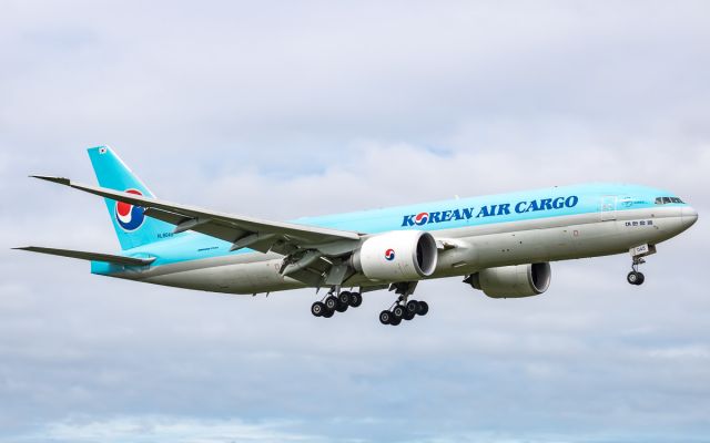 BOEING 777-200LR (HL8045)