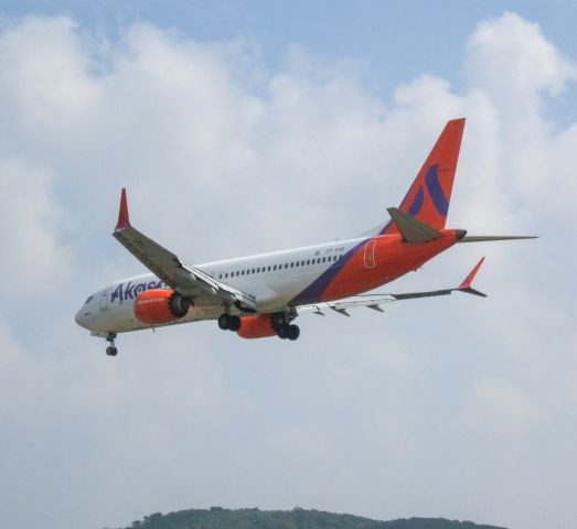 Boeing 737-700 (VT-YAB)