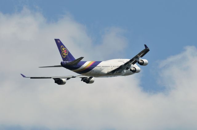 Boeing 747-400 (HS-TGO) - 2011/4/24