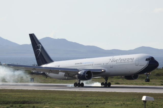 Airbus A330-300 (EI-CXO)
