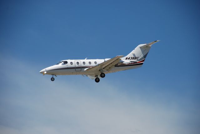 Beechcraft Beechjet (N438BC) - Beechjet 400A arriving at Toronto Pearson from Allegheny County. July 15/08.