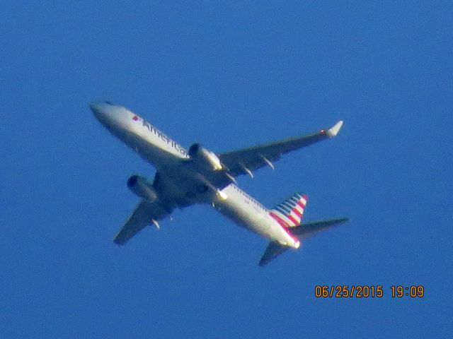 Boeing 737-800 (N991AN)