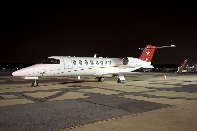 Learjet 45 (N729JM)