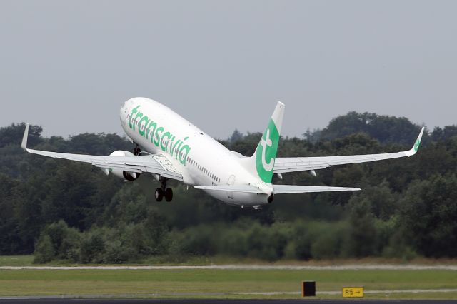 Boeing 737-700 (PH-GUV)