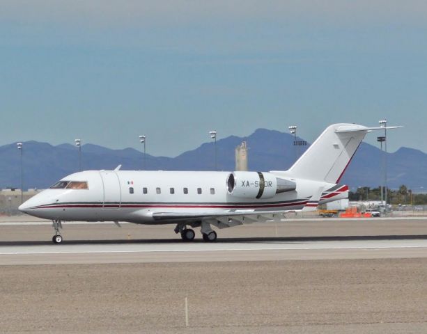 Canadair Challenger (XA-SOR)