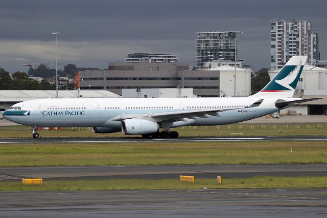 Airbus A330-300 (B-HLQ) - on 4 December 2017