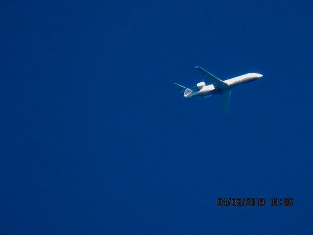 Canadair Regional Jet CRJ-200 (N903EV)