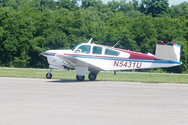 Beechcraft 35 Bonanza (N5431U)