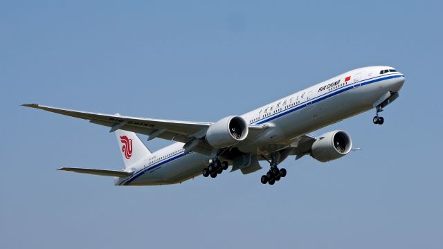 BOEING 777-300 (B-1282) - BOE828 makes a missed approach to Rwy 16R during a B1 flight on 8.17.18. (B777-39L(ER) / ln 1569 / cn 65301).