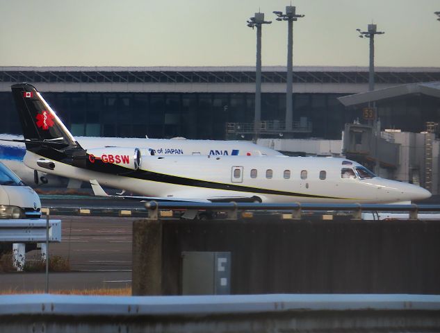 IAI Gulfstream G100 (C-GBSW) - I took this picture on Dec 22, 2020.br /NRT-TPE