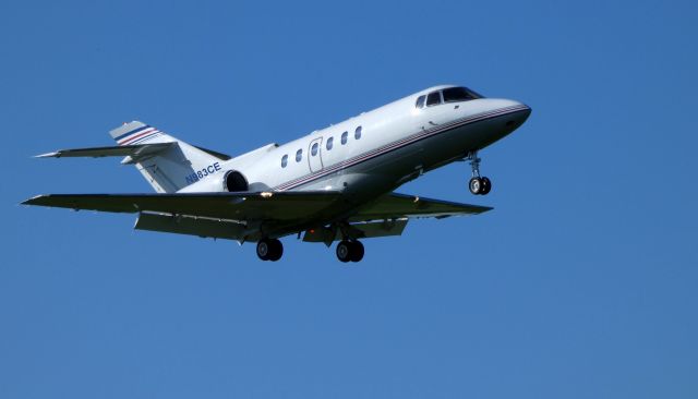 Hawker 800 (N983CE) - On final is this 1999 Raytheon Hawker 800XP in the Summer of 2019.