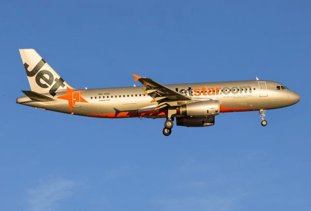 VH-VGU — - JETSTAR AIRWAYS - AIRBUS A320-232 - REG VH-VGU (CN 4245) - ADELAIDE INTERNATIONAL AIRPORT SA. AUSTRALIA - YPAD 5/10/2018 