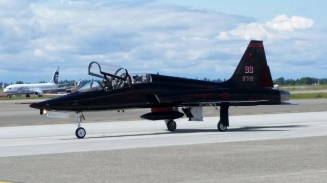 Northrop T-38 Talon — - T-38 TALON ARRIVING AT SEATAC FOR ALASKA AIRLINES AVIATION DAY