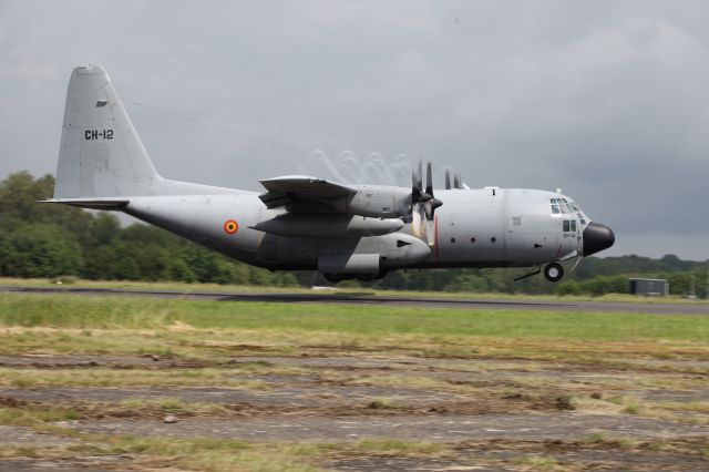 Lockheed C-130 Hercules —