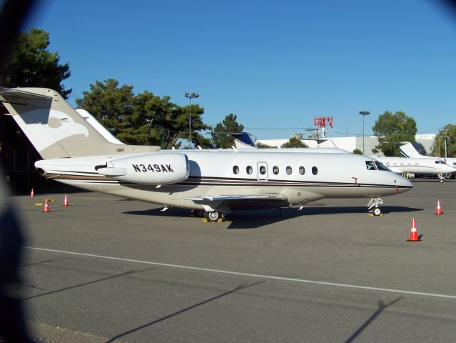 Hawker 800 (N349AK)