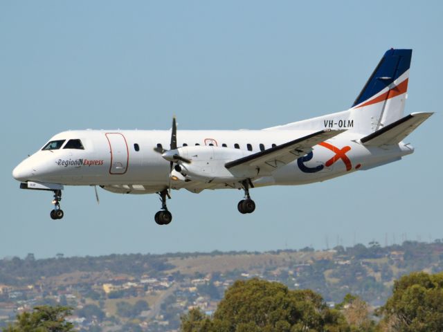 Saab 340 (VH-OLM) - On short finals for runway 05. Thursday 12th April 2012.