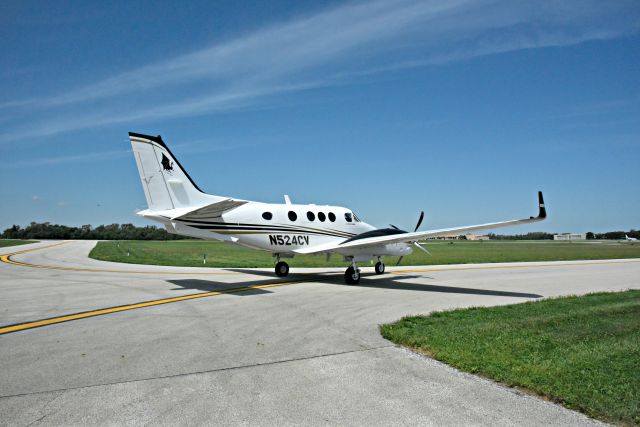 Beechcraft King Air 90 (N524CV)