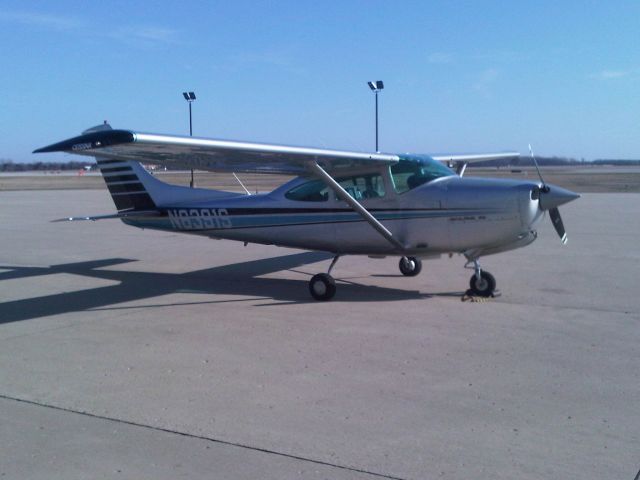 Cessna Skylane (N6391S)