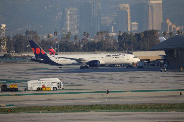 Boeing 787-9 Dreamliner (HL8387)