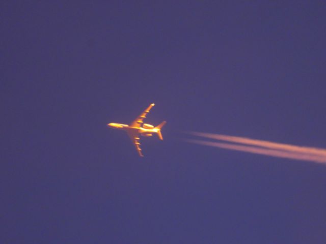 Bombardier Global Express (N18CZ) - 04/12/22
