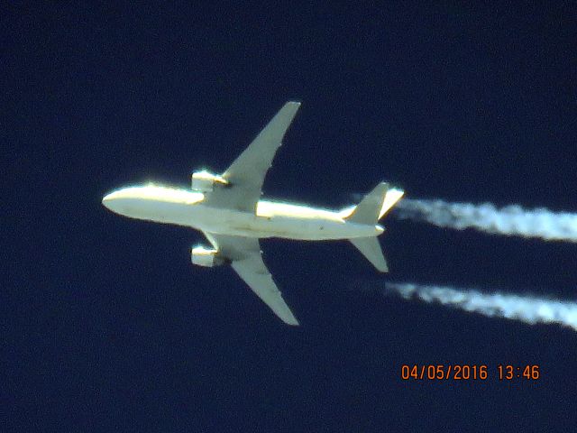 BOEING 767-200 (N791AX)