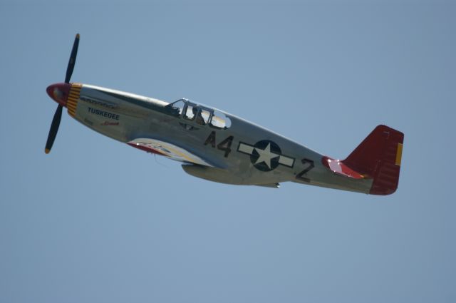 — — - P-51C Redtail Columbia, MO