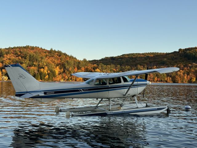 N66003 — - R172K on Wipline 2350A floats, Little Squam Lake, New Hampshire